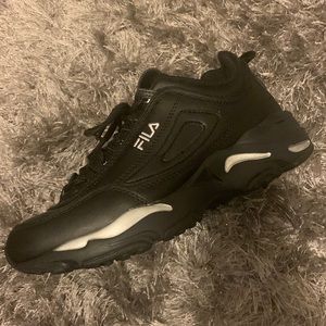 FILA Sneakers